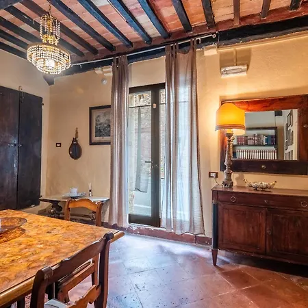 Antiche Dimore Del Vescovado Tatil Evi *