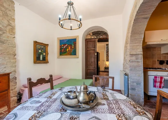 Antiche Dimore Del Vescovado * سيينا