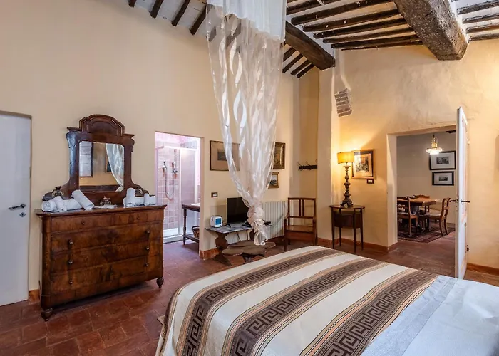 Holiday home Antiche Dimore Del Vescovado Siena